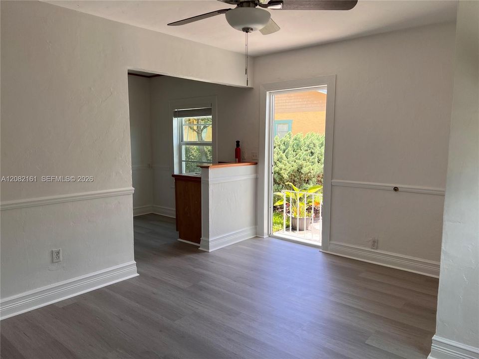 For Rent: $1,500 (0 beds, 1 baths, 300 Square Feet)