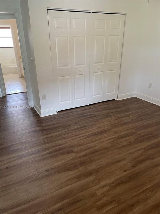For Rent: $6,500 (5 beds, 3 baths, 3595 Square Feet)