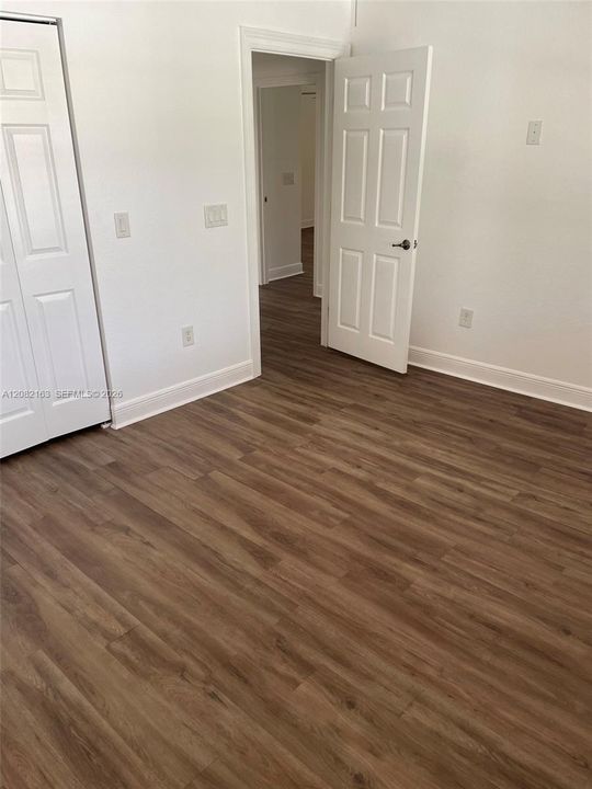For Rent: $6,500 (5 beds, 3 baths, 3595 Square Feet)