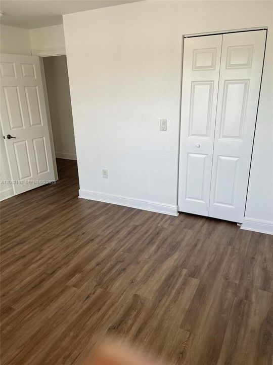 For Rent: $6,500 (5 beds, 3 baths, 3595 Square Feet)