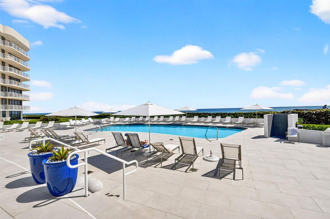 Oceanfront Pool