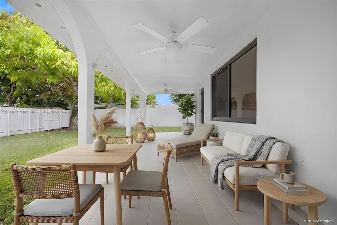 For Sale: $685,000 (4 beds, 2 baths, 1642 Square Feet)