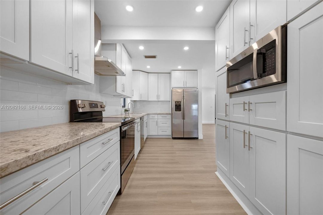 For Sale: $685,000 (4 beds, 2 baths, 1642 Square Feet)
