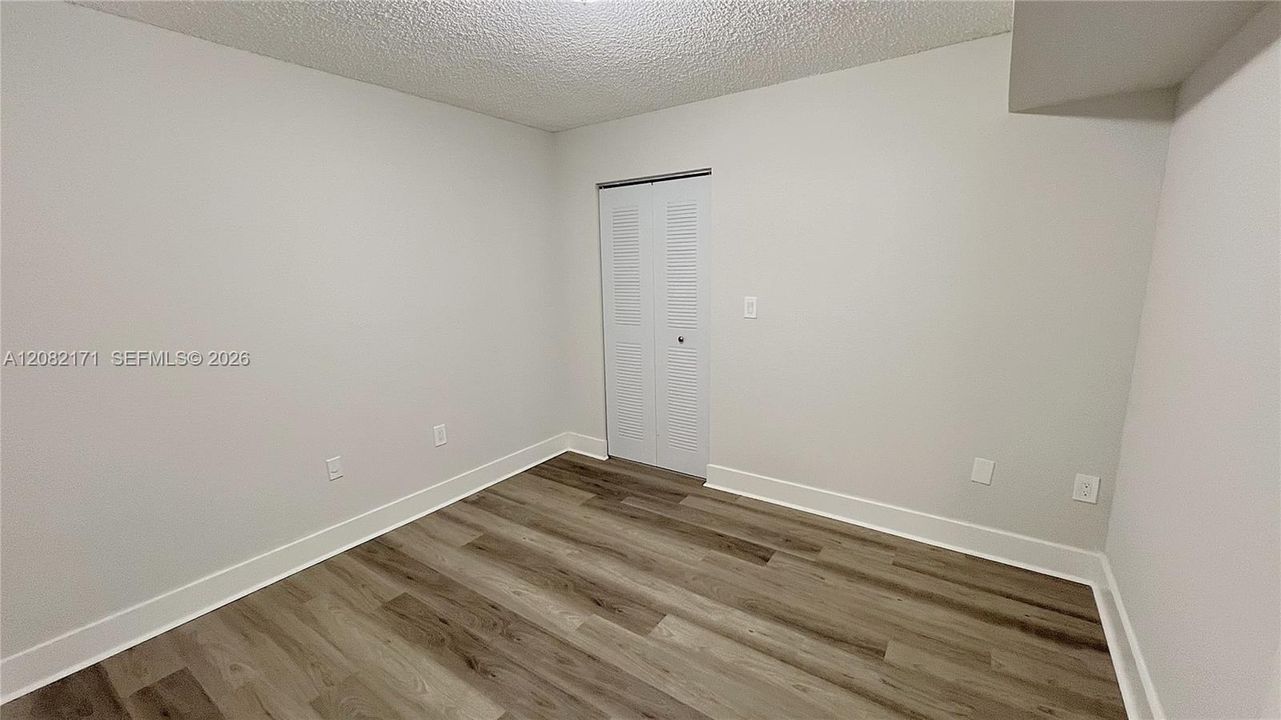 For Rent: $1,995 (2 beds, 2 baths, 992 Square Feet)