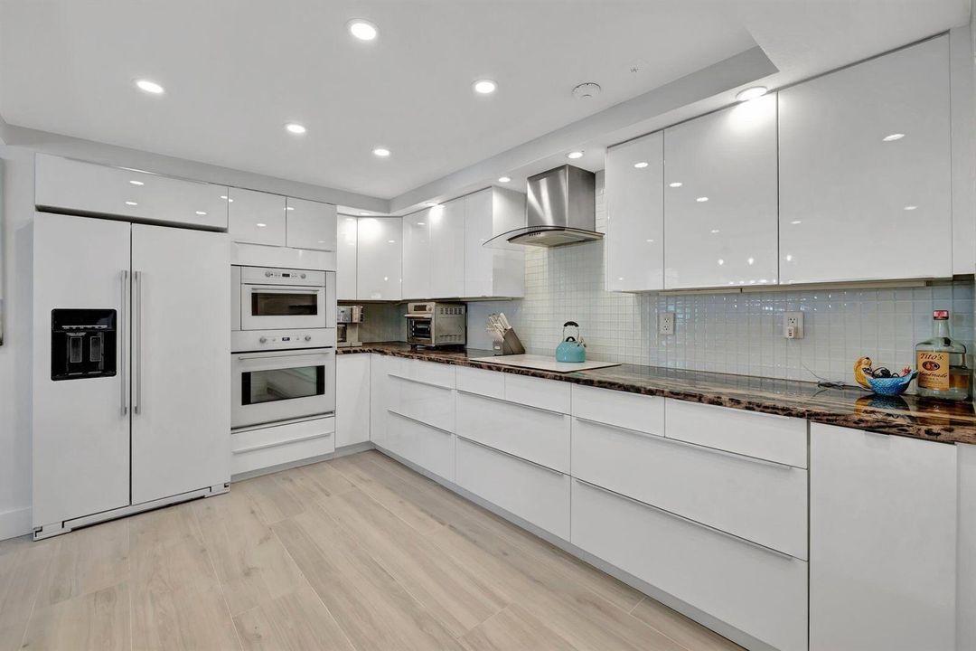Kitchen 5
