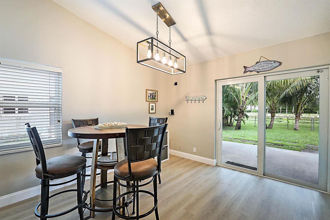 1103 NW 11th St -18