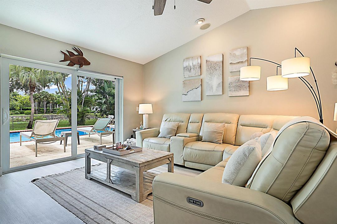 1103 NW 11th St -5