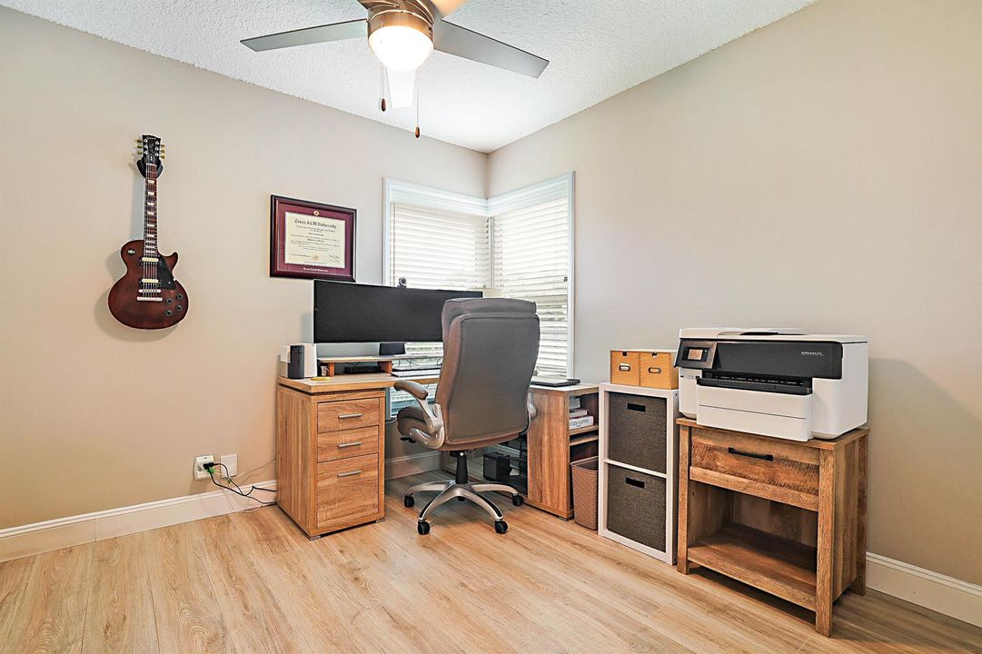 1103 NW 11th St -27