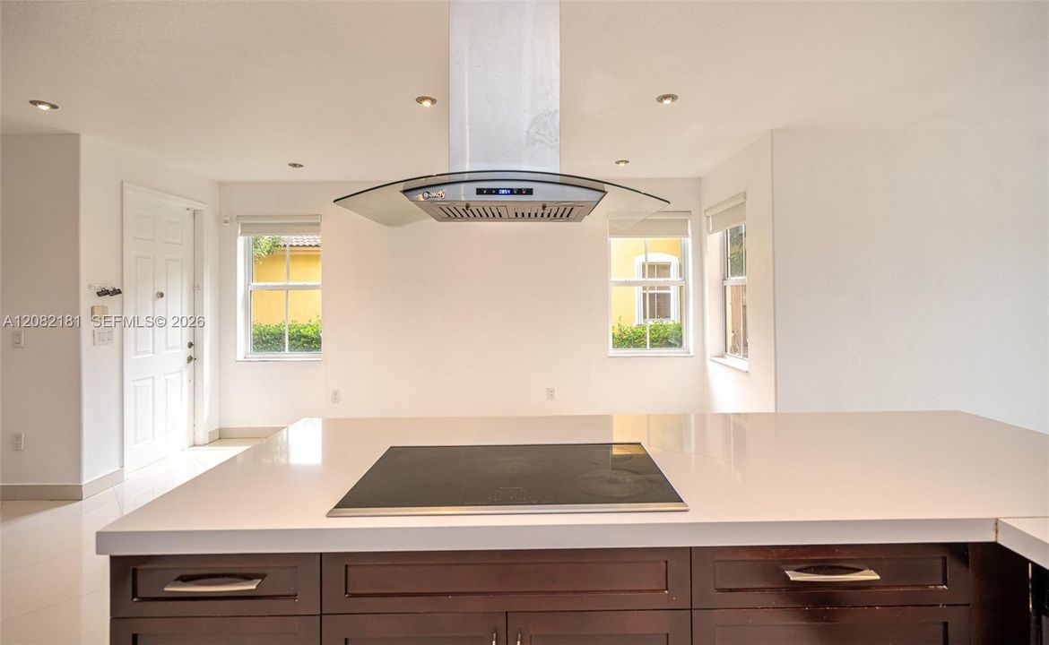 For Sale: $750,000 (4 beds, 3 baths, 2306 Square Feet)