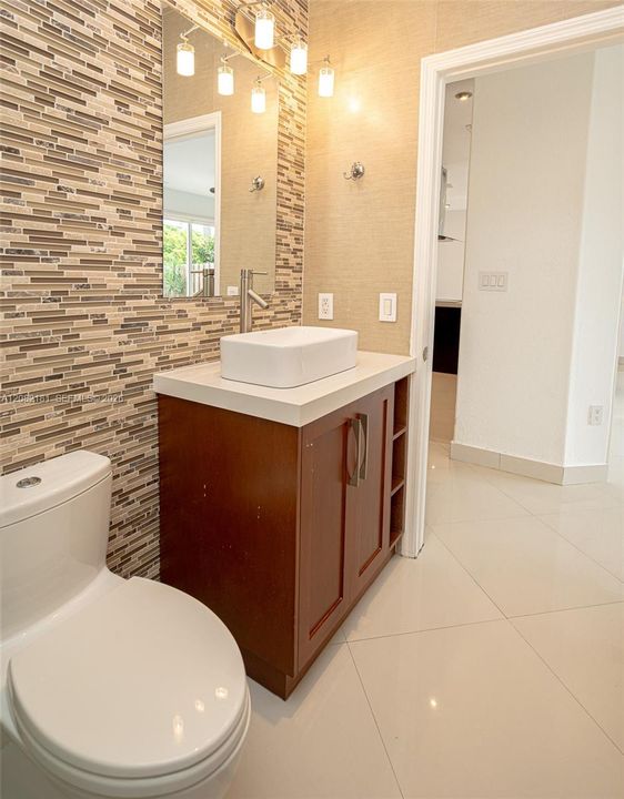 For Sale: $750,000 (4 beds, 3 baths, 2306 Square Feet)