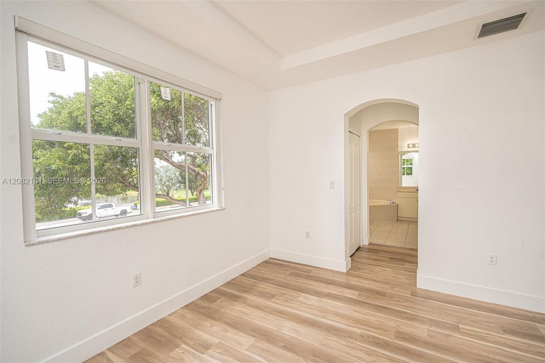 For Sale: $750,000 (4 beds, 3 baths, 2306 Square Feet)