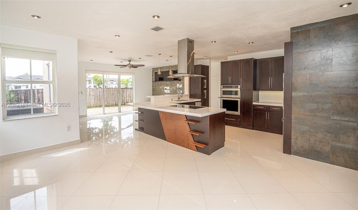 For Sale: $750,000 (4 beds, 3 baths, 2306 Square Feet)