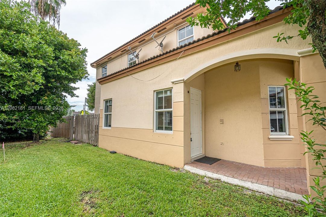 For Sale: $750,000 (4 beds, 3 baths, 2306 Square Feet)