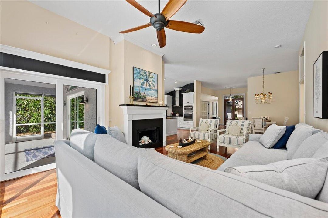 Living Room toward front