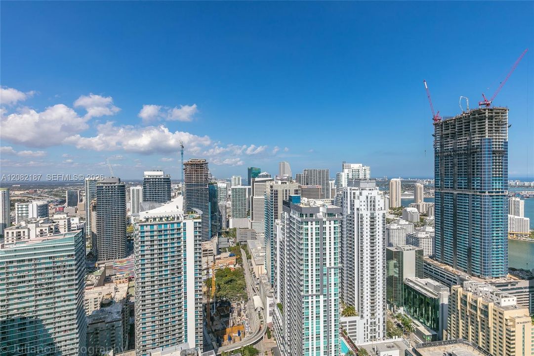 На продажу: $2,475,000 (3 спален, 3 ванн, 1830 Квадратных фут)