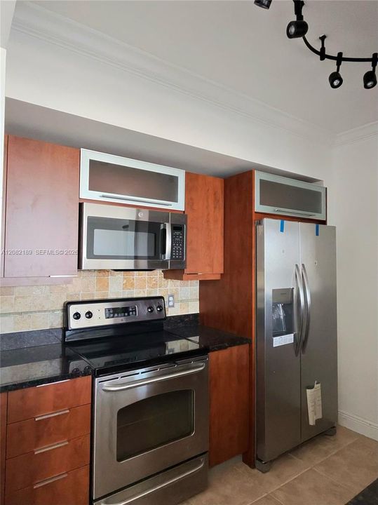 В аренду: $3,500 (2 спален, 2 ванн, 1155 Квадратных фут)