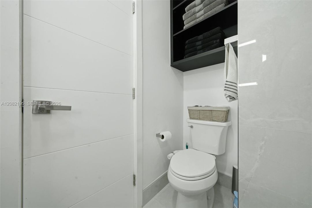 В аренду: $3,000 (2 спален, 1 ванн, 1384 Квадратных фут)