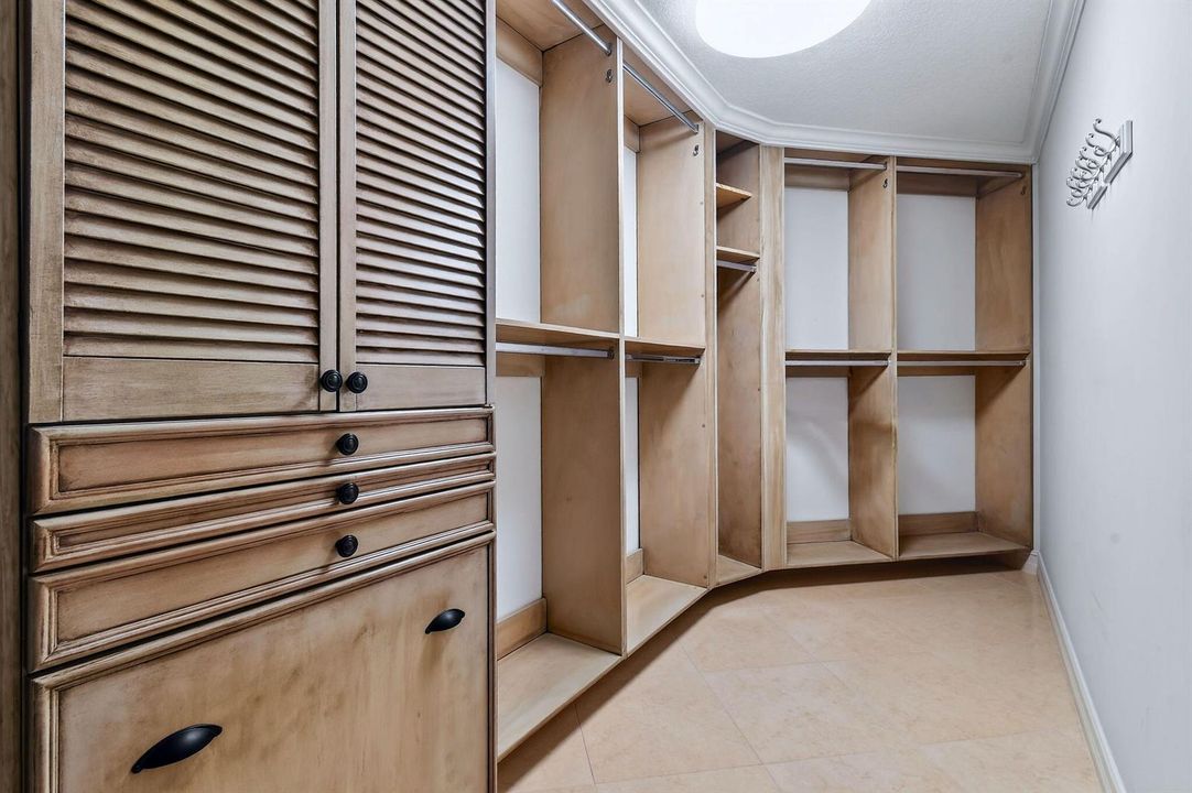 Primary Walk-in Custom Built Closet