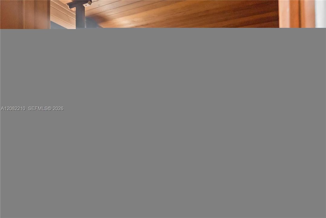 На продажу: $490,000 (2 спален, 2 ванн, 1286 Квадратных фут)