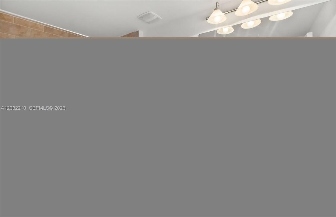 На продажу: $490,000 (2 спален, 2 ванн, 1286 Квадратных фут)