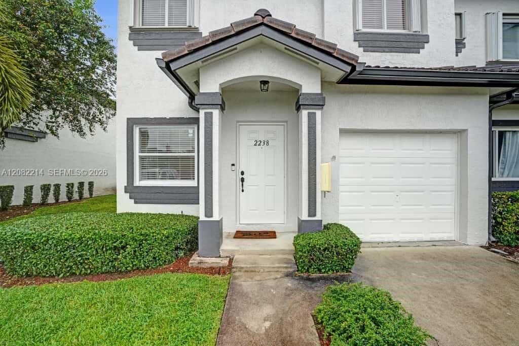 For Sale: $339,000 (4 beds, 2 baths, 1846 Square Feet)