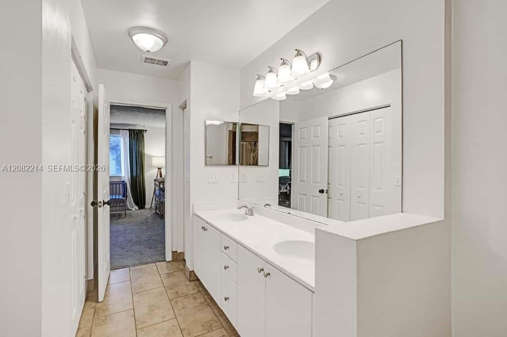 For Sale: $339,000 (4 beds, 2 baths, 1846 Square Feet)