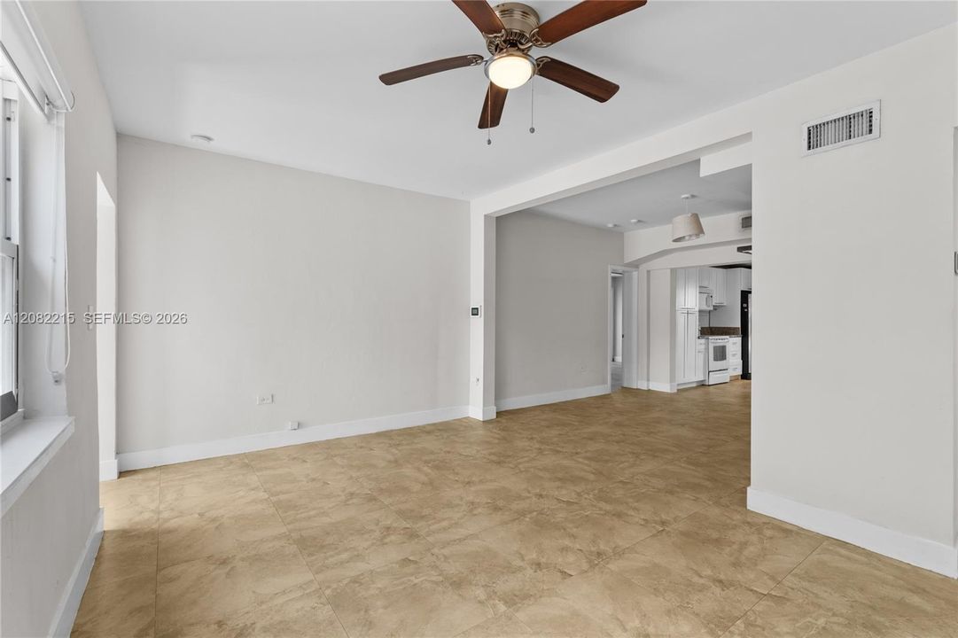 En Renta: $3,500 (3 camas, 2 baños, 1618 Pies cuadrados)