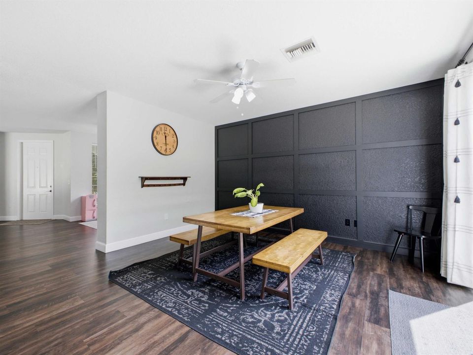 Dining to Foyer