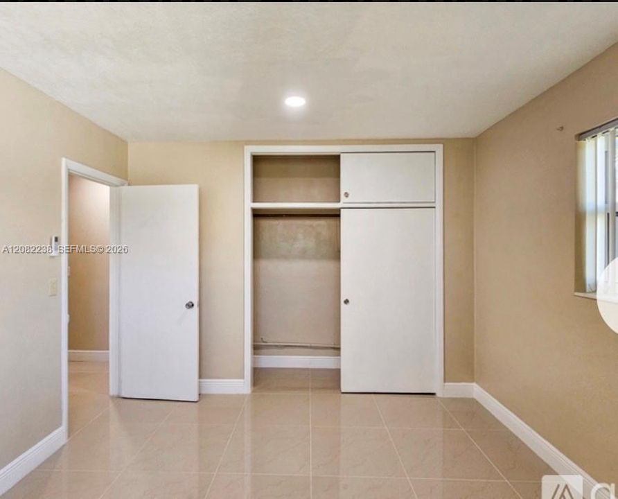 В аренду: $2,250 (2 спален, 1 ванн, 1200 Квадратных фут)