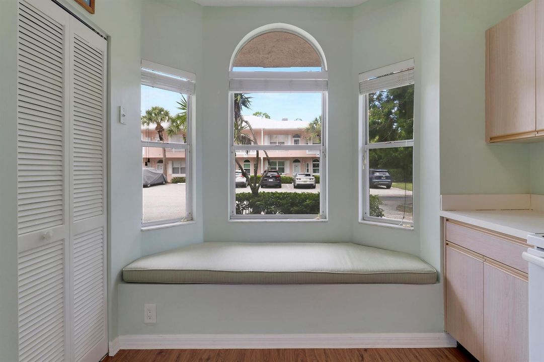 Kitchen Bay Window