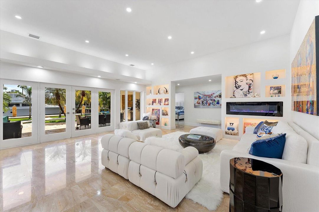 22-18 Nurmi Drive_022