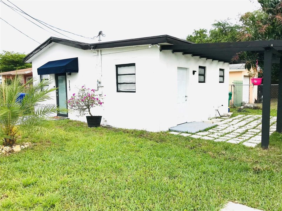 En Venta: $995,000 (0 camas, 0 baños, 2145 Pies cuadrados)