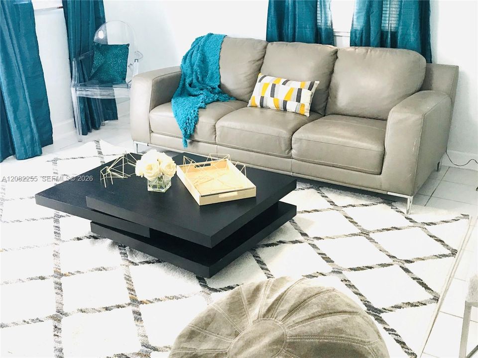 En Venta: $995,000 (0 camas, 0 baños, 2145 Pies cuadrados)