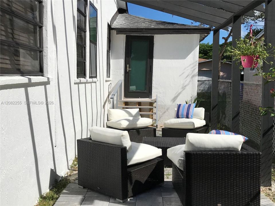 En Venta: $995,000 (0 camas, 0 baños, 2145 Pies cuadrados)