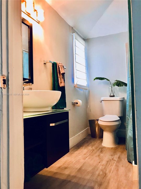 En Venta: $995,000 (0 camas, 0 baños, 2145 Pies cuadrados)