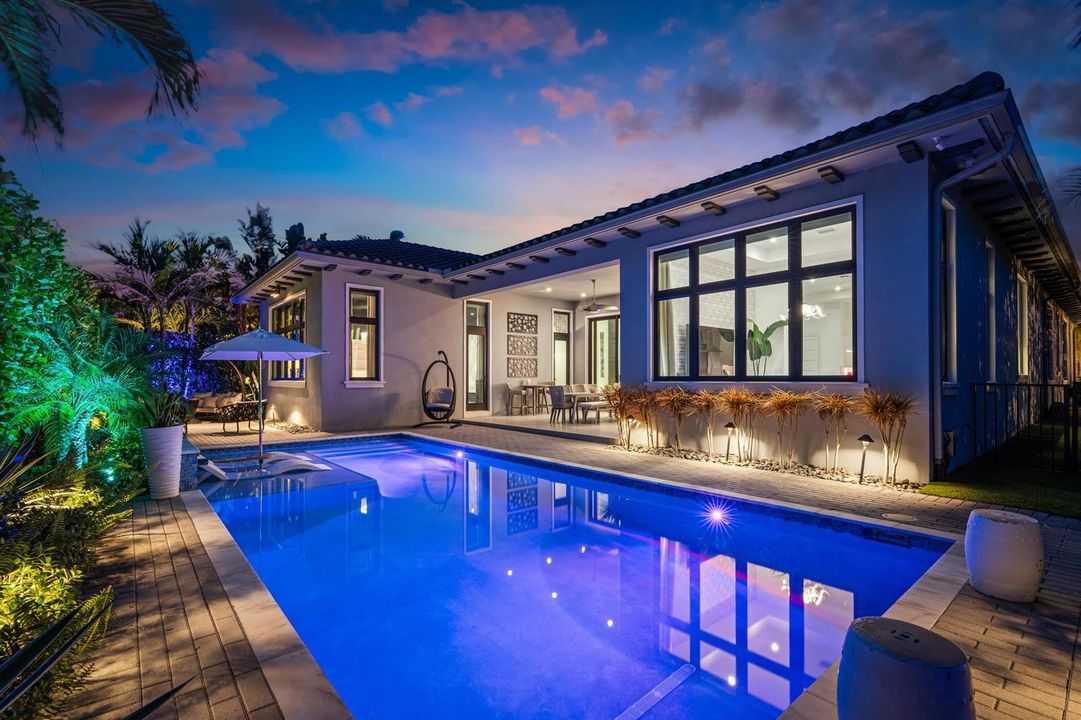 POOL_TO_REAR_ANGLE_TWILIGHT