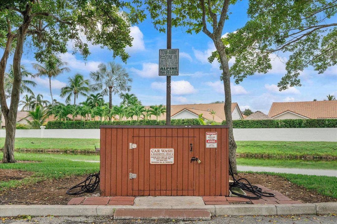 50-702 NW 98th Cir_050