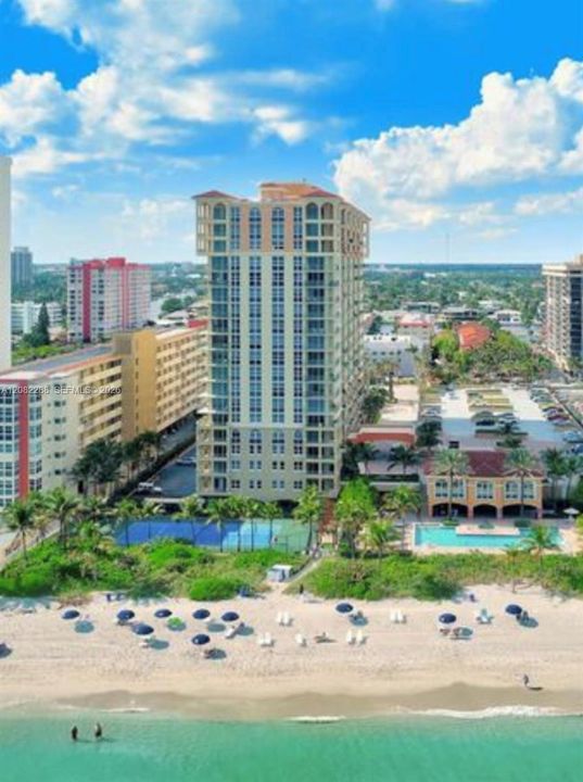 На продажу: $780,000 (2 спален, 2 ванн, 1220 Квадратных фут)