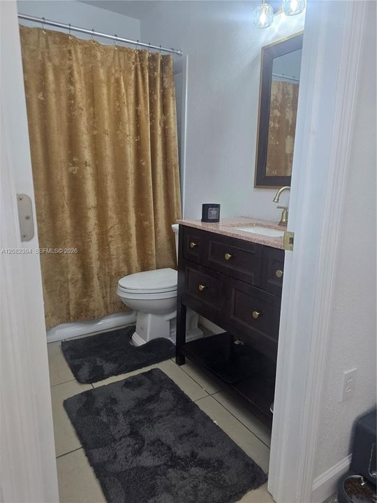 En Renta: $2,250 (3 camas, 2 baños, 1509 Pies cuadrados)