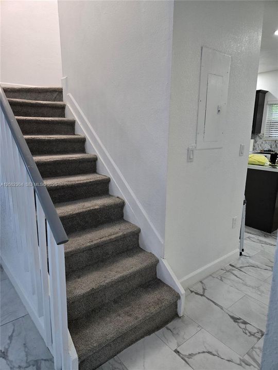 En Renta: $2,250 (3 camas, 2 baños, 1509 Pies cuadrados)