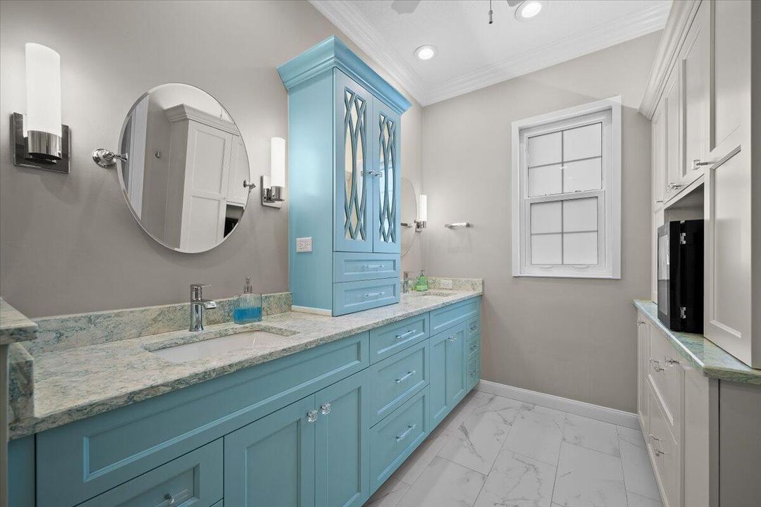 Custom Primary Bathroom