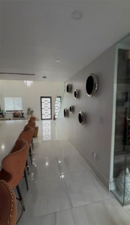 For Sale: $895,000 (4 beds, 2 baths, 2540 Square Feet)