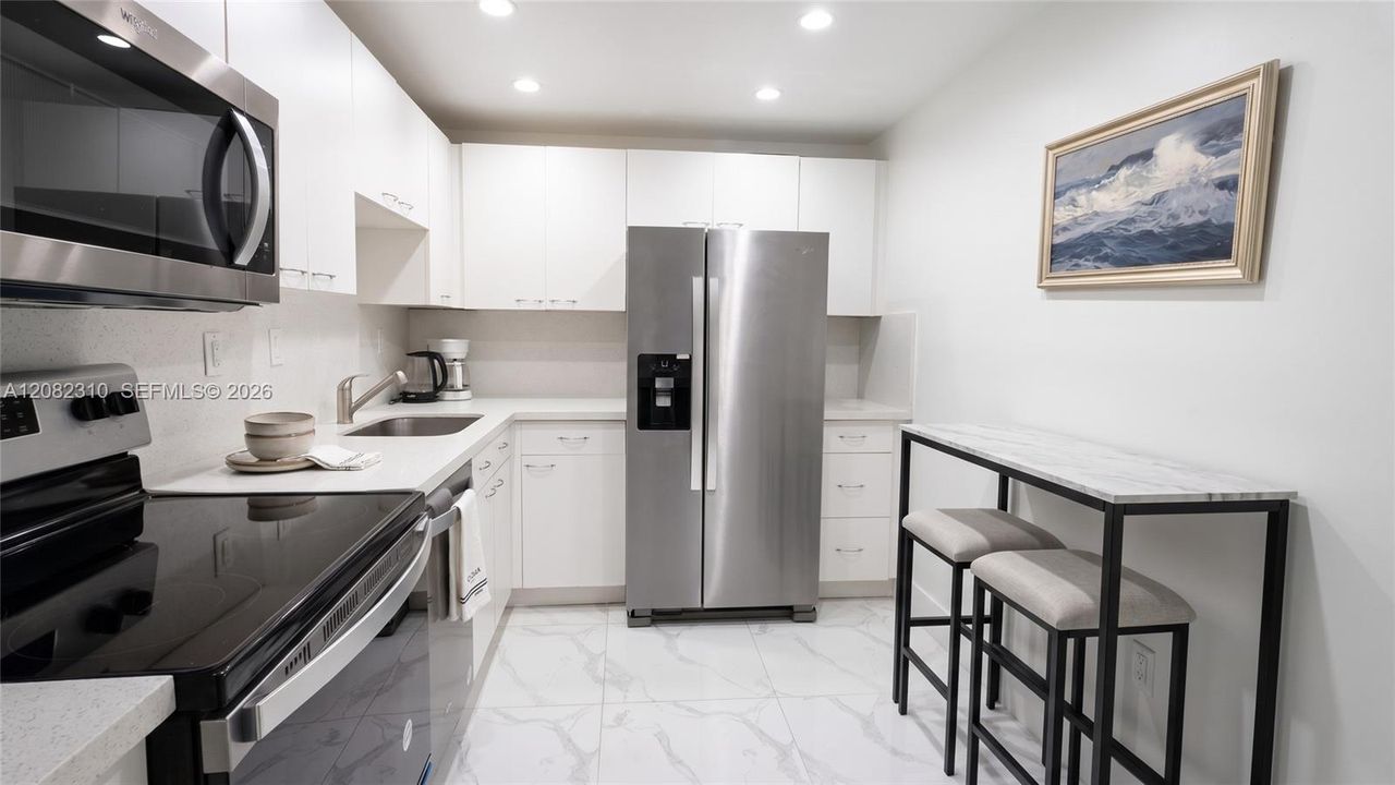 En Venta: $349,000 (2 camas, 2 baños, 1092 Pies cuadrados)