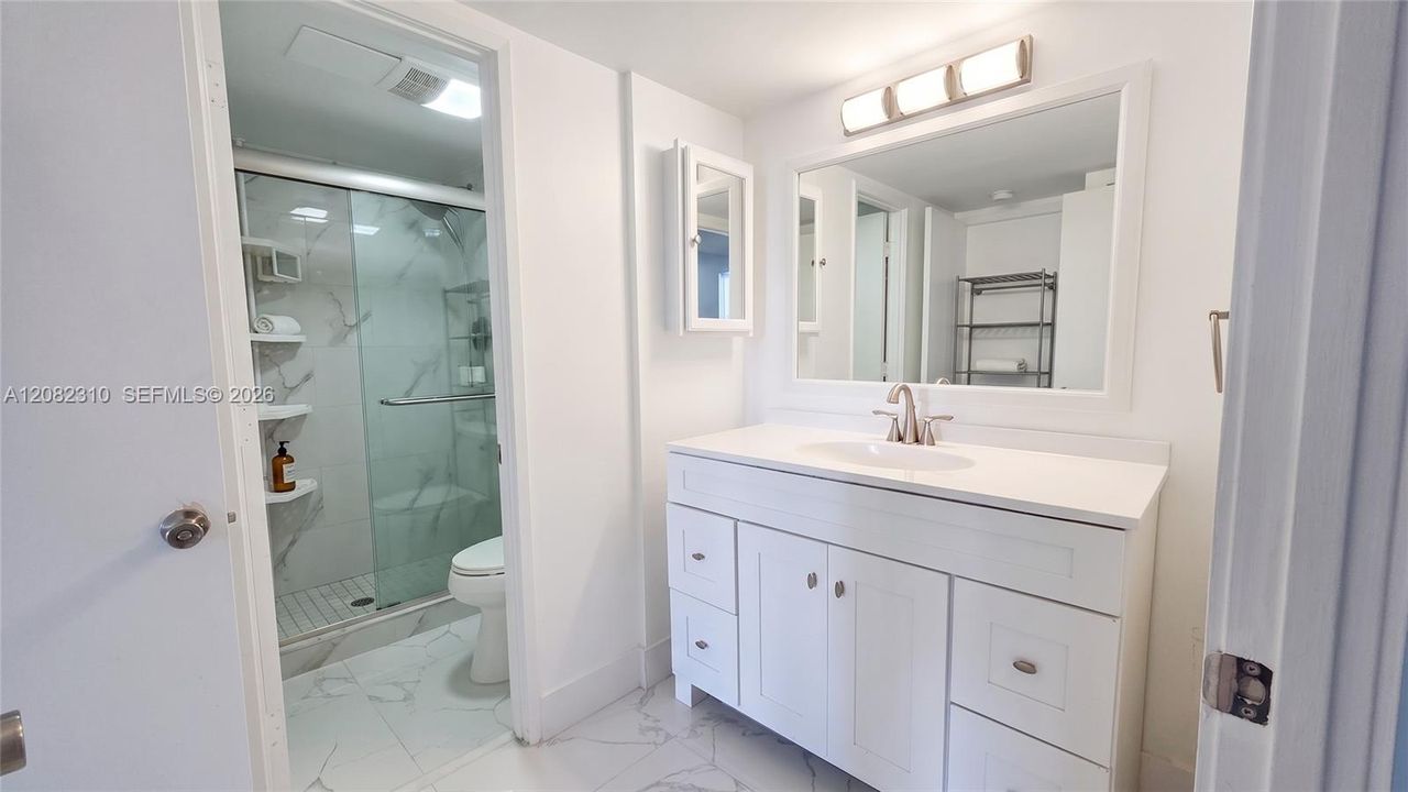 En Venta: $349,000 (2 camas, 2 baños, 1092 Pies cuadrados)