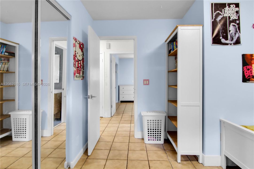 En Venta: $1,100,000 (3 camas, 1 baños, 1808 Pies cuadrados)