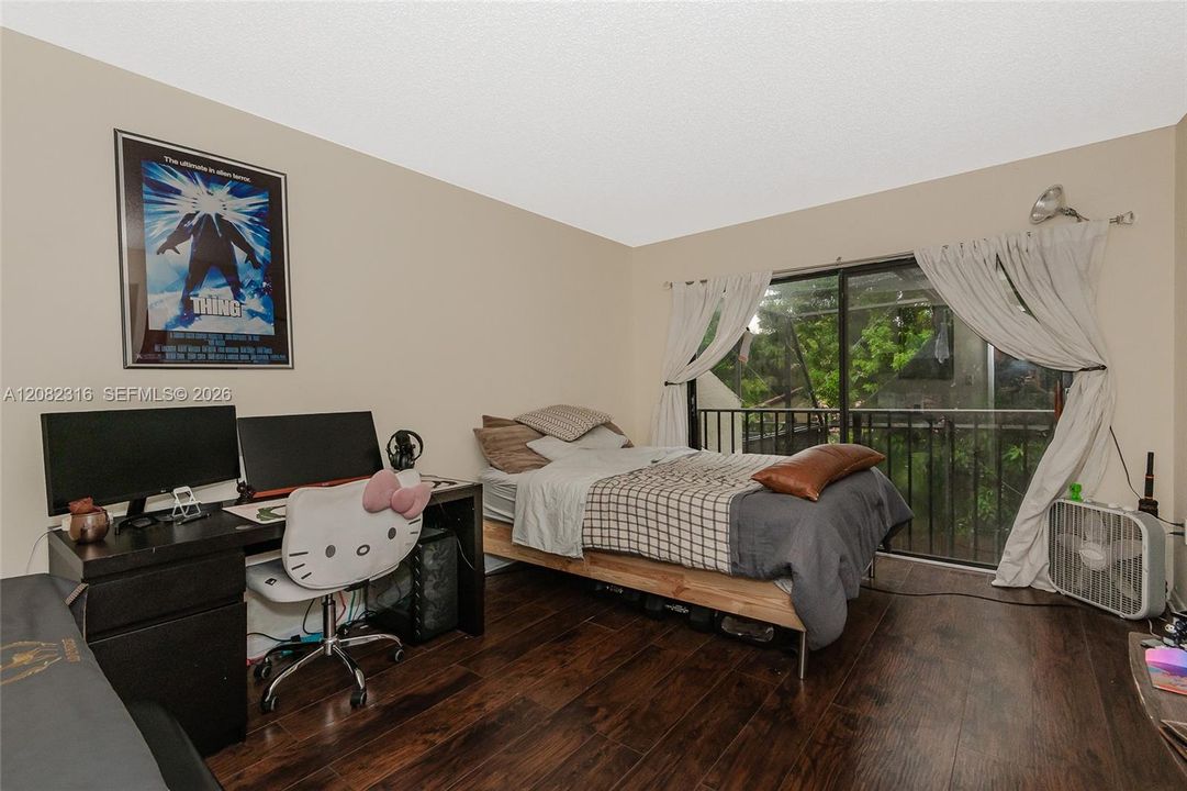 For Sale: $599,000 (3 beds, 2 baths, 1712 Square Feet)