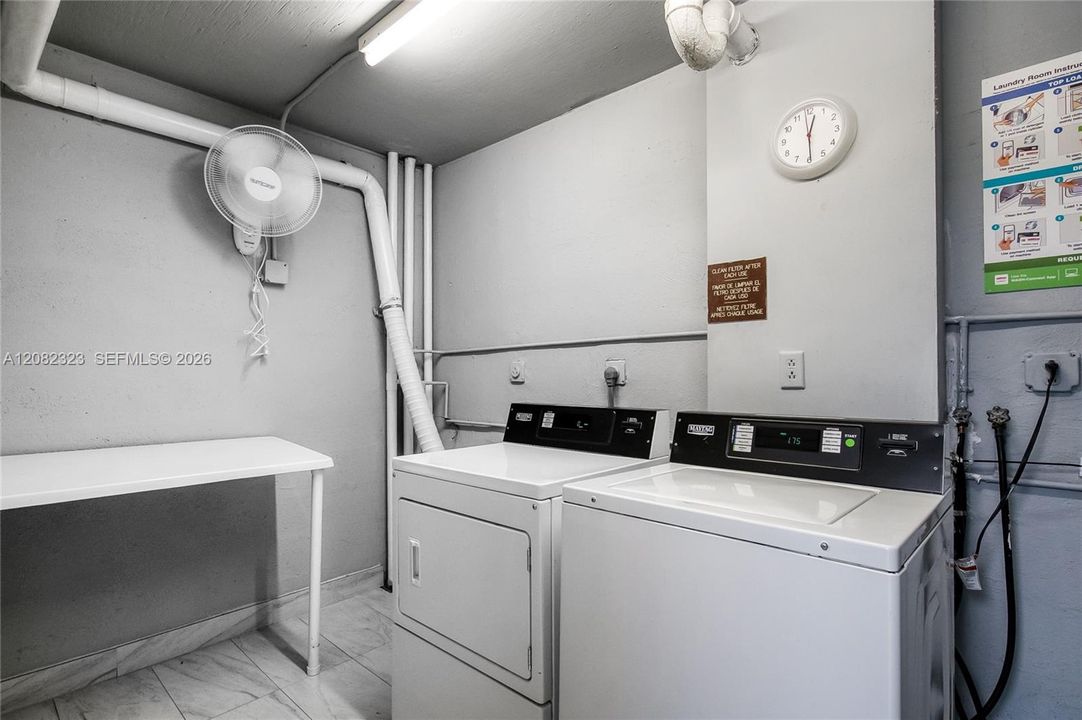 En Venta: $299,000 (2 camas, 2 baños, 1210 Pies cuadrados)