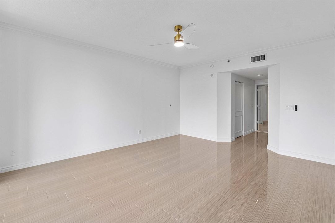 025-3720SouthOceanBoulevard-306-Highland