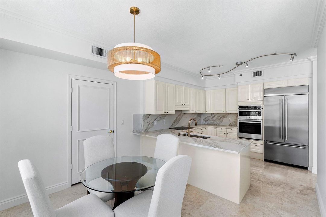 008-3720SouthOceanBoulevard-306-Highland