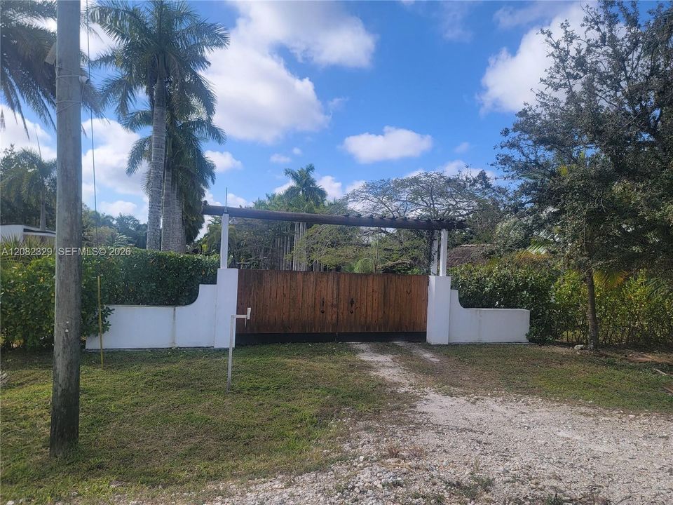 For Sale: $290,000 (4.77 acres)